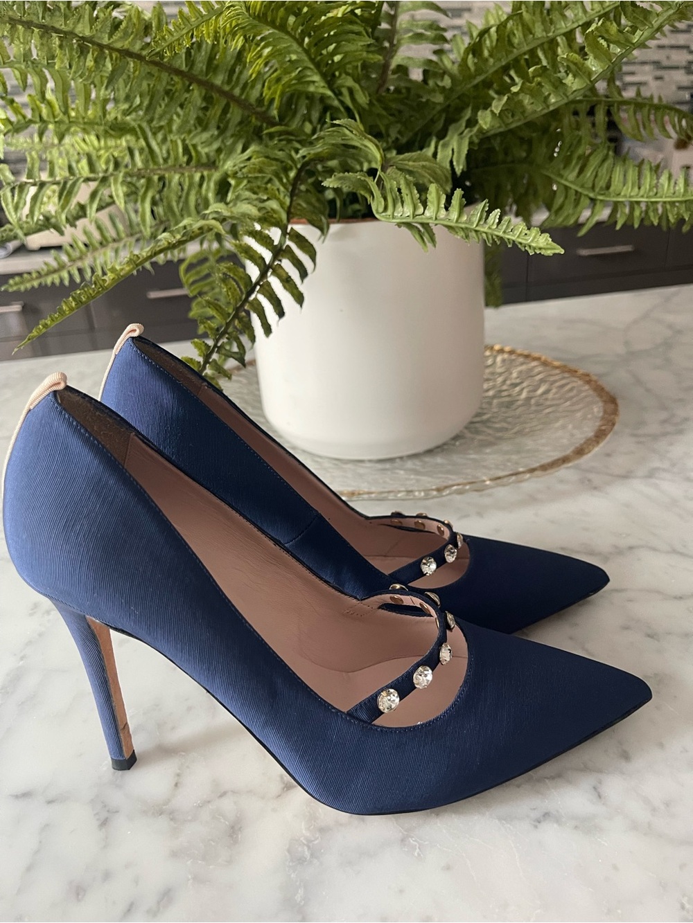 SJP by Sarah Jessica Parker Navy Satin Pointed-Toe Crystal-Trim Pumps Size 37,5